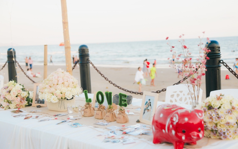 Kỷ niệm ngày cưới nên làm gì? Làm gì cho kỷ niệm 1 năm, 10 năm, 15 năm ngày cưới ý nghĩa nhất