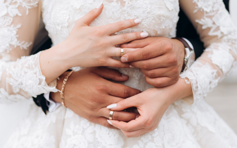 Nhẫn kỷ niệm cưới mang sức mạnh đánh bại sự thay đổi trong xã hội số