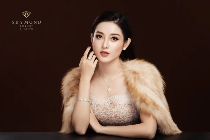 Tại sao nhẫn nữ thiết kế là mảnh ghép cuối cùng cho diện mạo của một quý cô sang trọng?